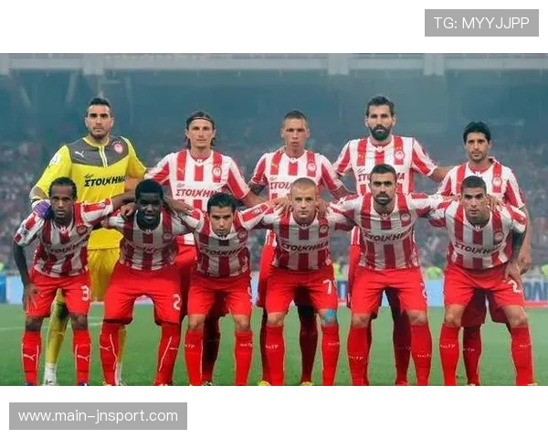 勒沃库森客场对阵奥林匹亚科斯，防守反击战术成晋级关键