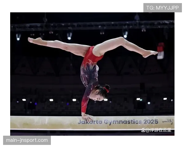 回顾2025年世锦赛：那次改写三项世界纪录的巅峰对决